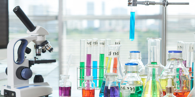Top 11 Lab Equipment Suppliers for Biomedical Labs: France and Canada Edition 2026